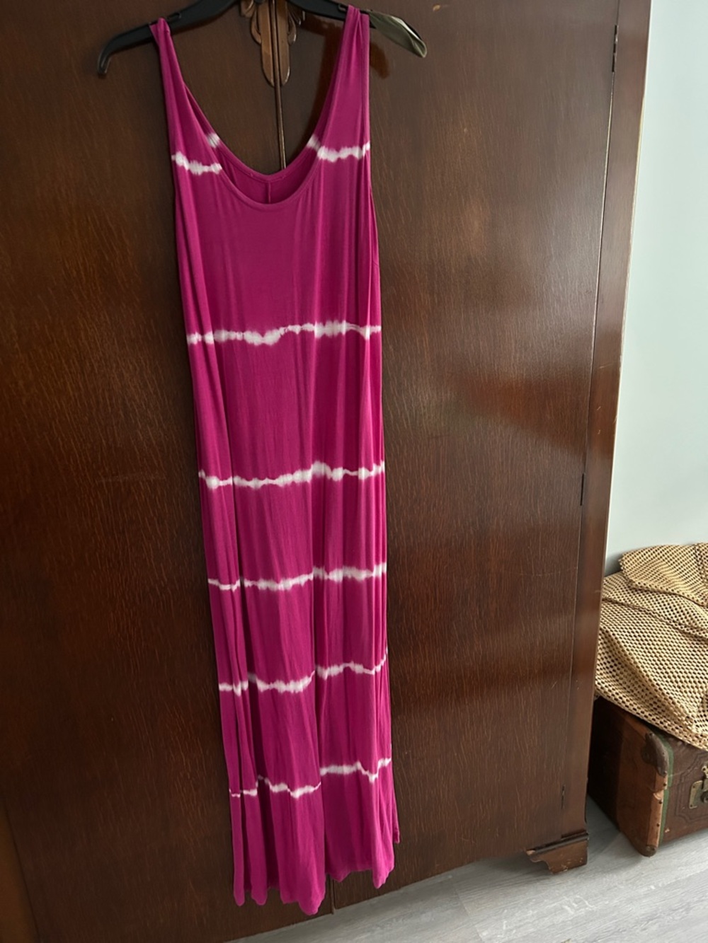 Old Navy Fuchsia Pink Tie-Dye Maxi Dress